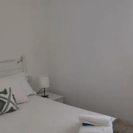 Casa Dina Ii. 아파트 카발리노